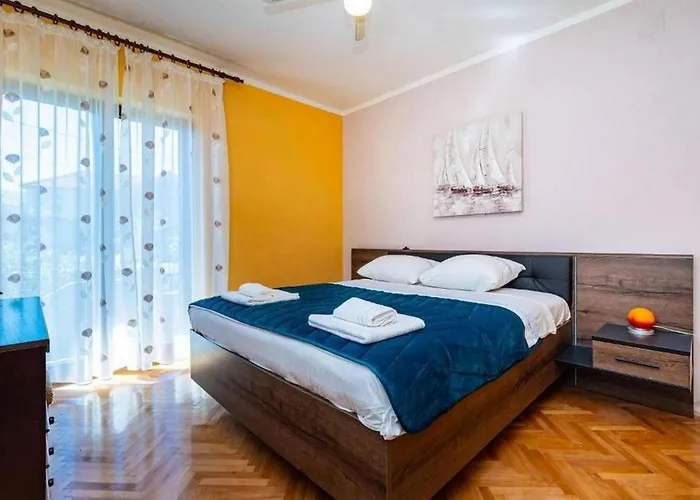 With Parking Space - 21848 Appartamento *