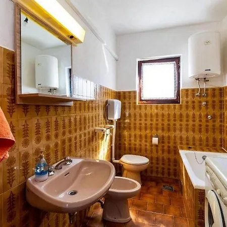 Apartman With Parking Space - 21848 *