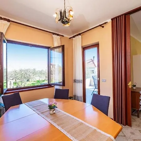 With Parking Space - 21848 דירה *
