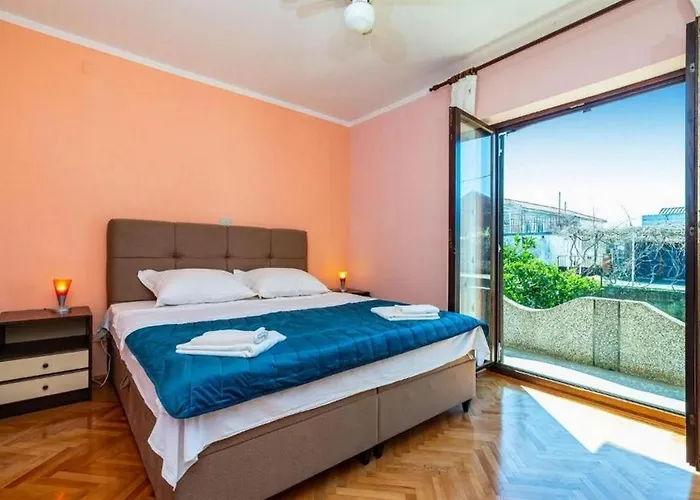 With Parking Space - 21848 * أوغليان